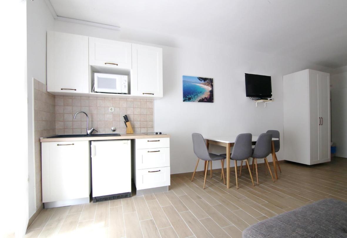 Villa Rajski Dvor 2 Bol Eksteriør bilde
